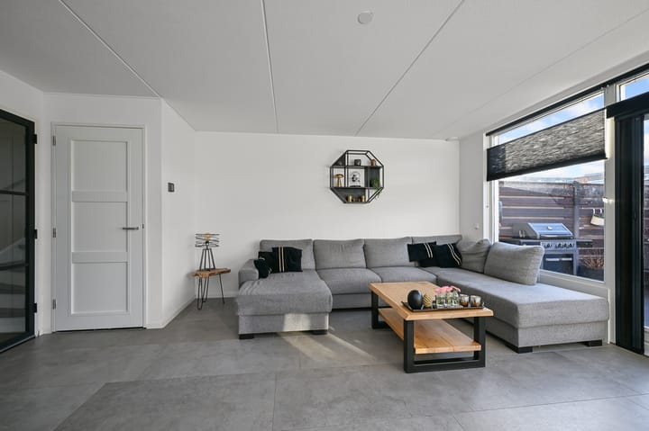 Foto 8 van Graaf Florisstraat 9