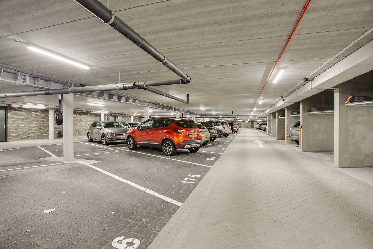 Photo 40 of Zodiakplein 115