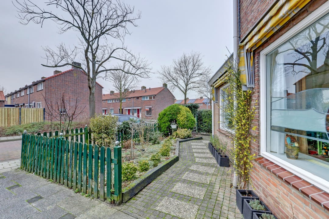 Foto 23 van Van der Helstlaan 29