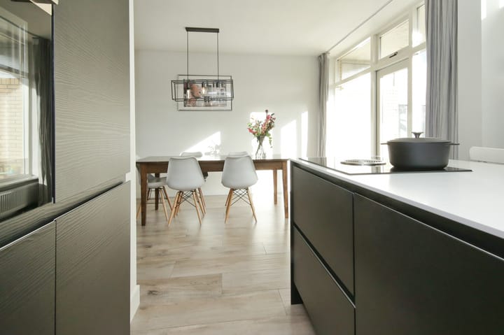 Photo 12 of Keesomstraat 30