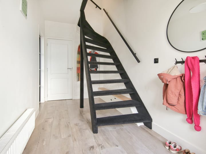 Photo 15 of Keesomstraat 30