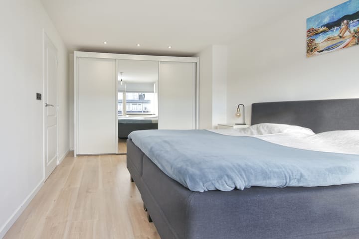 Photo 18 of Keesomstraat 30