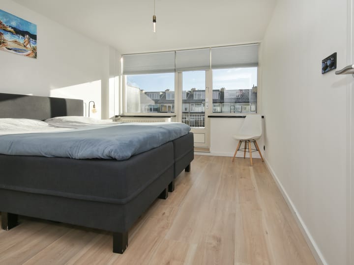 Photo 19 of Keesomstraat 30