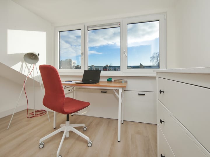 Photo 28 of Keesomstraat 30