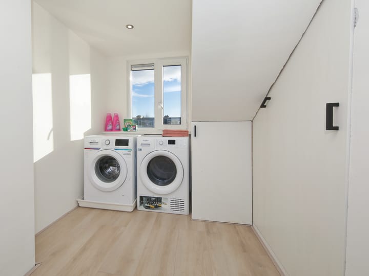 Photo 29 of Keesomstraat 30