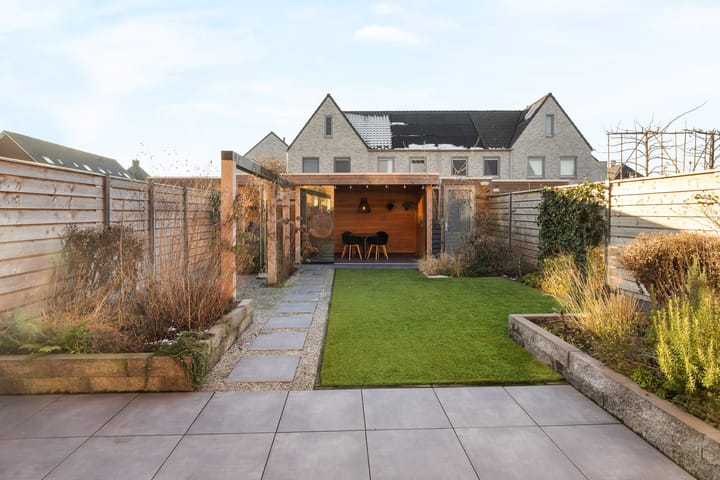 Foto 28 van Wethouder Van Dijkstraat 7