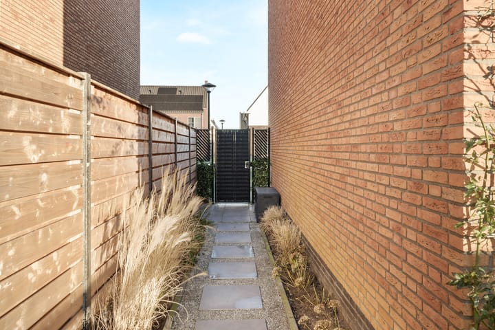 Foto 35 van Wethouder Van Dijkstraat 7