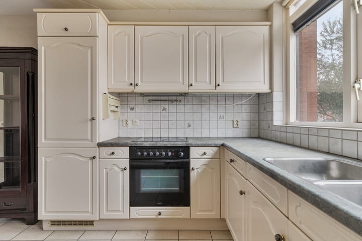 Foto 10 van Donizettistraat 24