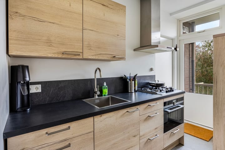 Foto 9 van Tesselschadestraat 107