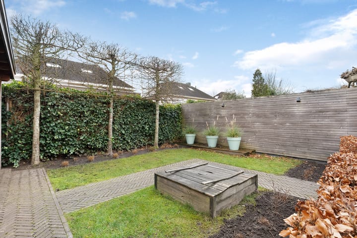 Foto 37 van Warmelo 16