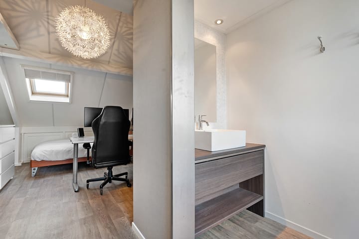 Foto 33 van Warmelo 16