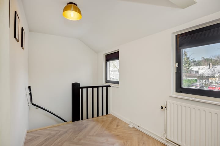 Foto 19 van Bernadettestraat 31