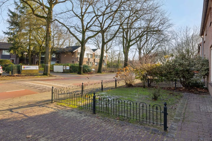 Foto 38 van Bernadettestraat 31