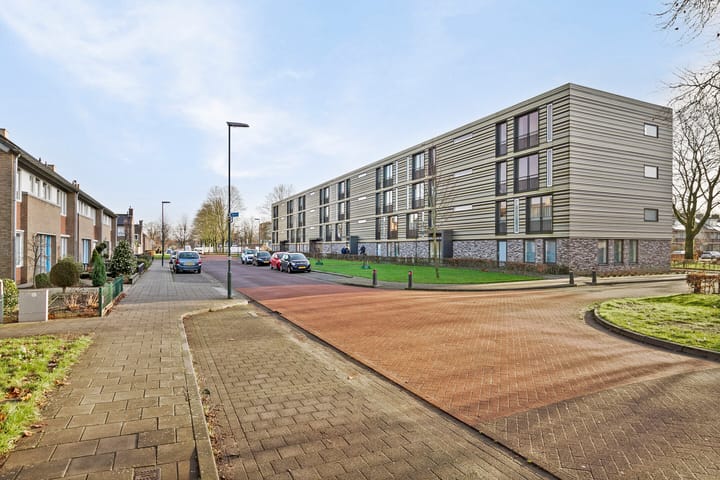 Foto 33 van Oortlaan 106