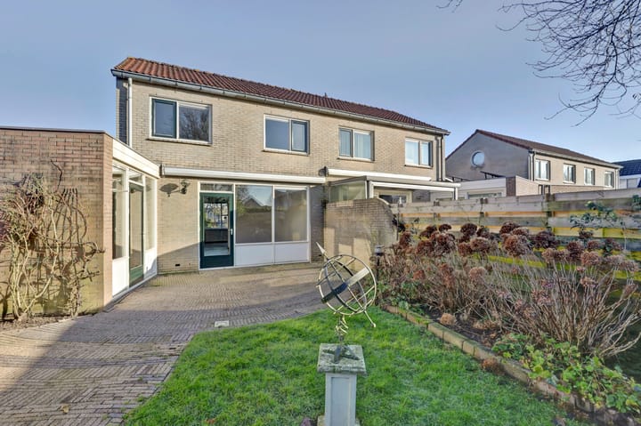 Foto 2 van Saturnus 51