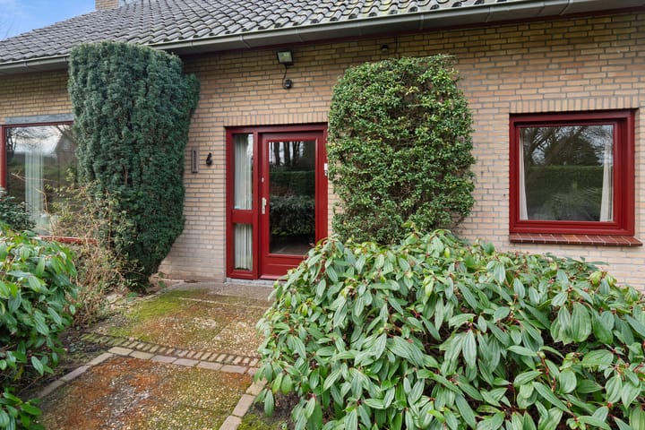 Foto 3 van Burg. Versterstraat 6