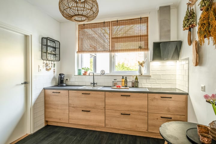 Photo 12 of Pastoor van Laakstraat 41-A