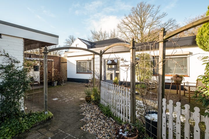 Photo 33 of Pastoor van Laakstraat 41-A