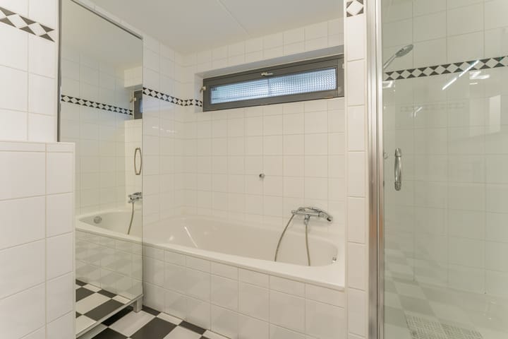 Foto 16 van Waterviolier 50