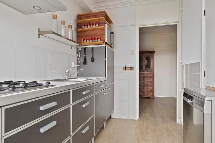 Foto 14 van Van Spilbergenstraat 7-A