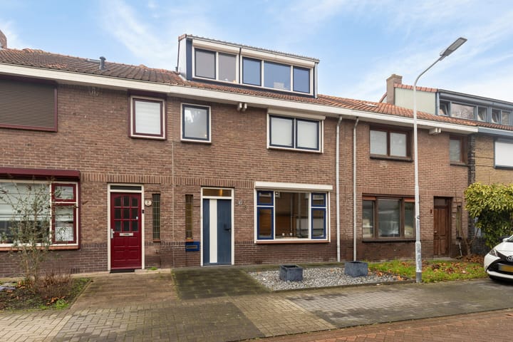 Foto 2 van Bernhardstraat 5