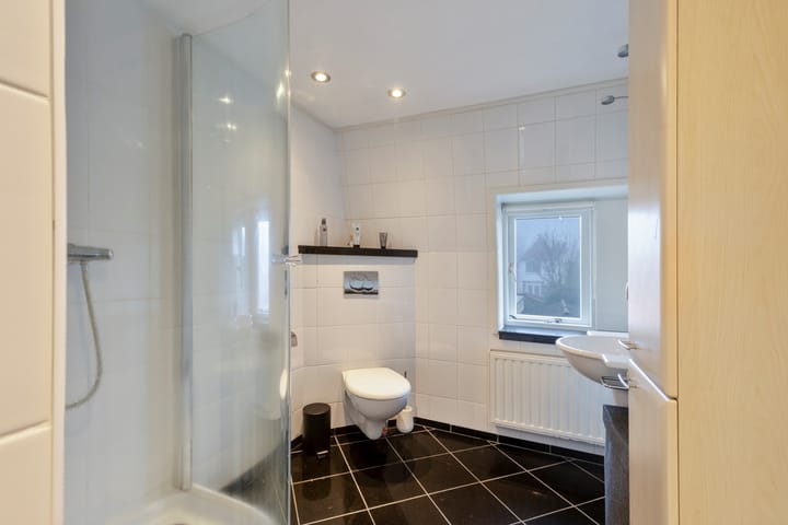 Foto 25 van Bernhardstraat 5