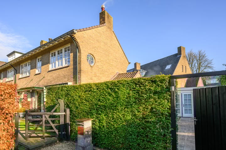 Foto 4 van Juliana van Stolberglaan 9