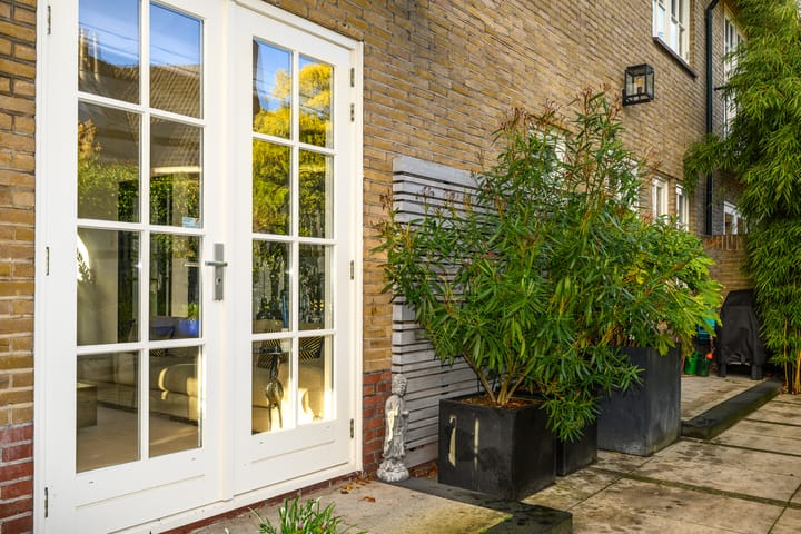 Foto 13 van Juliana van Stolberglaan 9