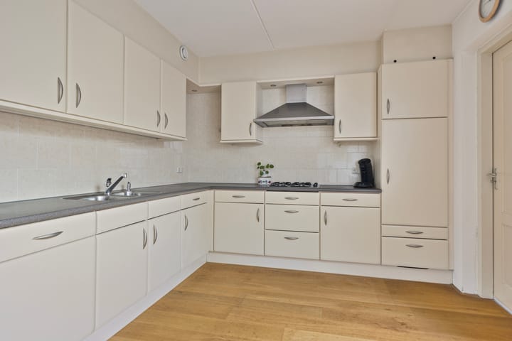 Foto 15 van Willem Lodewijkhof 54