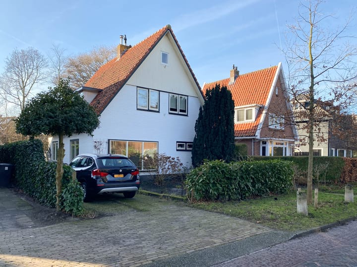 Foto 1 van Dokter van Peltlaan 28