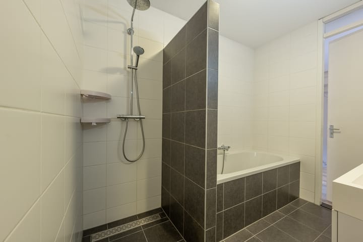 Foto 21 van Landheerlaan 3-B