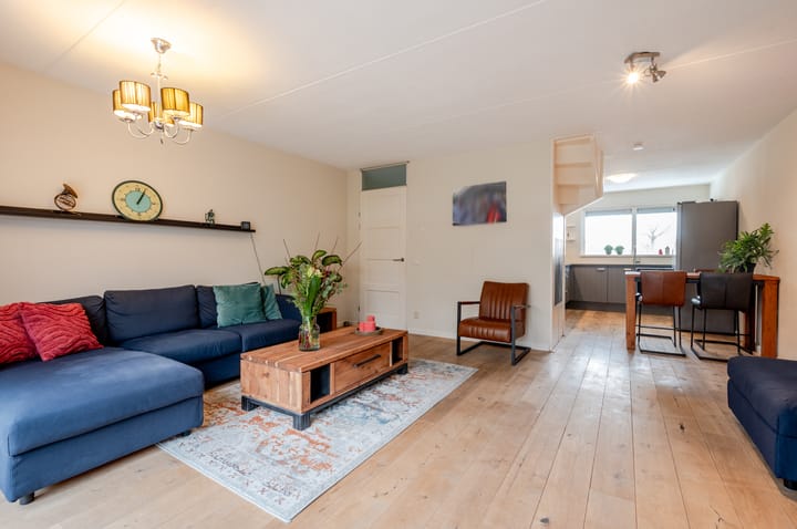 Foto 9 van Adrienne Solserstraat 45