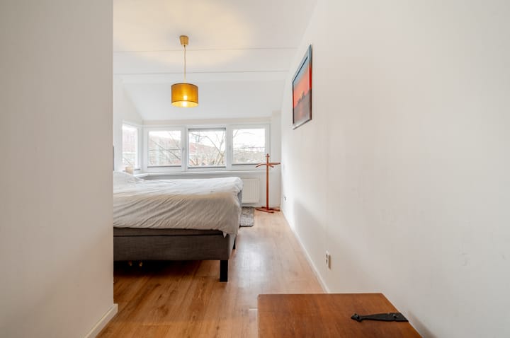 Foto 19 van Adrienne Solserstraat 45