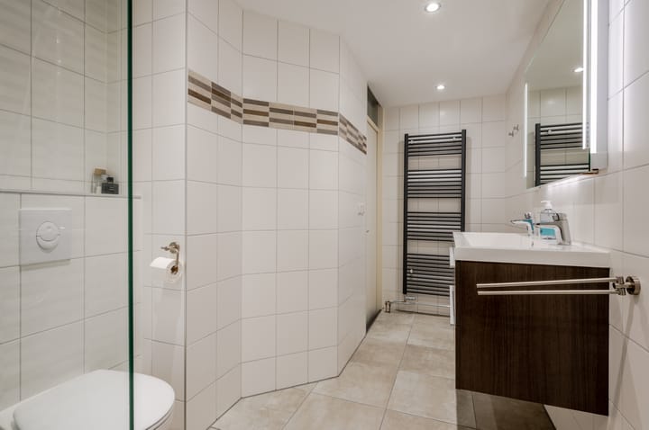 Foto 25 van Adrienne Solserstraat 45