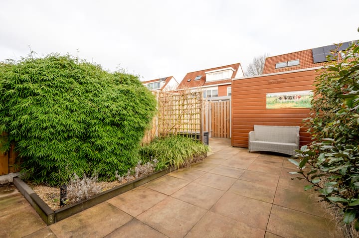 Foto 37 van Adrienne Solserstraat 45