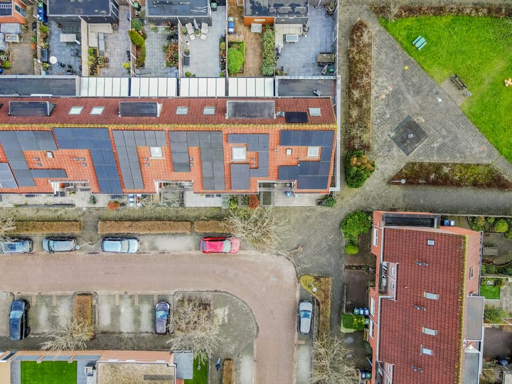 Foto 44 van Adrienne Solserstraat 45