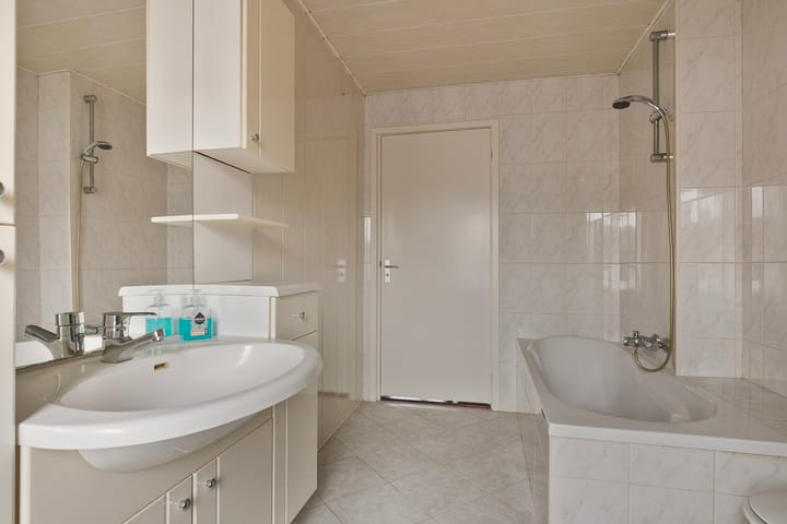 Foto 16 van Steenbergenstraat 4