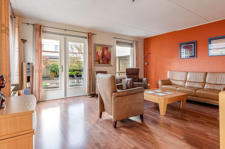 Foto 10 van Trinidadstraat 8