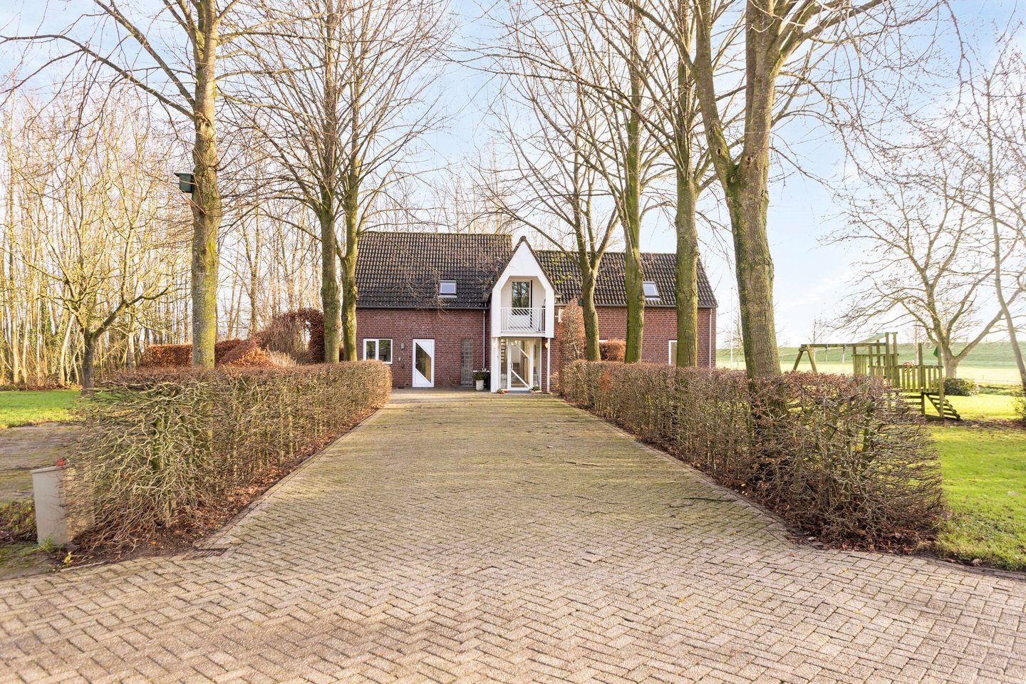 View photo 2 of Waarderweg 10