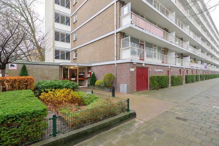 Photo 6 of Volendamlaan 1030