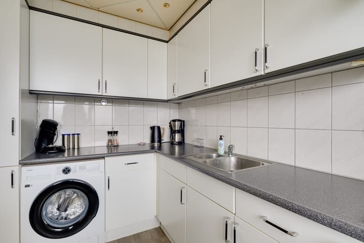 Photo 14 of Volendamlaan 1030