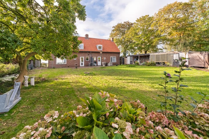 Foto 33 van Baarloseweg 19-A