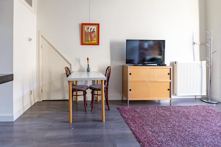 Photo 10 of Bekkerstraat 69-A