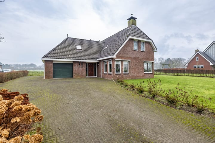 Photo 8 of Noordeinde 4