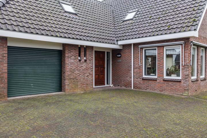 Photo 9 of Noordeinde 4