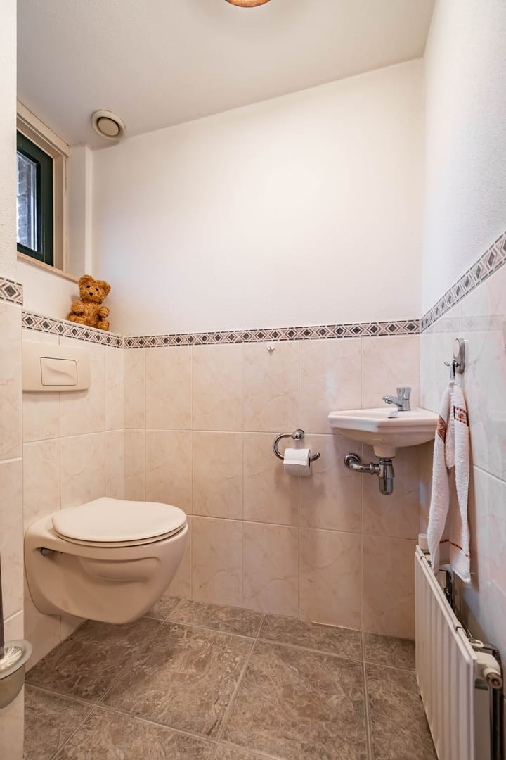 Photo 13 of Noordeinde 4