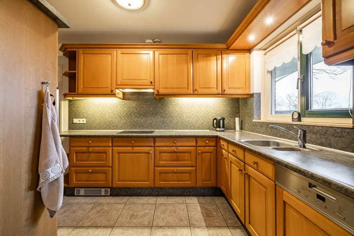 Photo 24 of Noordeinde 4