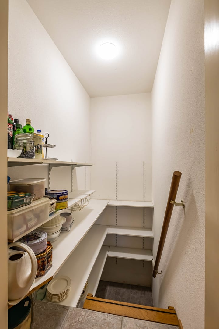 Photo 34 of Noordeinde 4