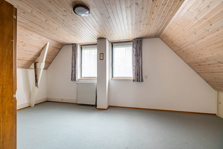 Photo 41 of Noordeinde 4