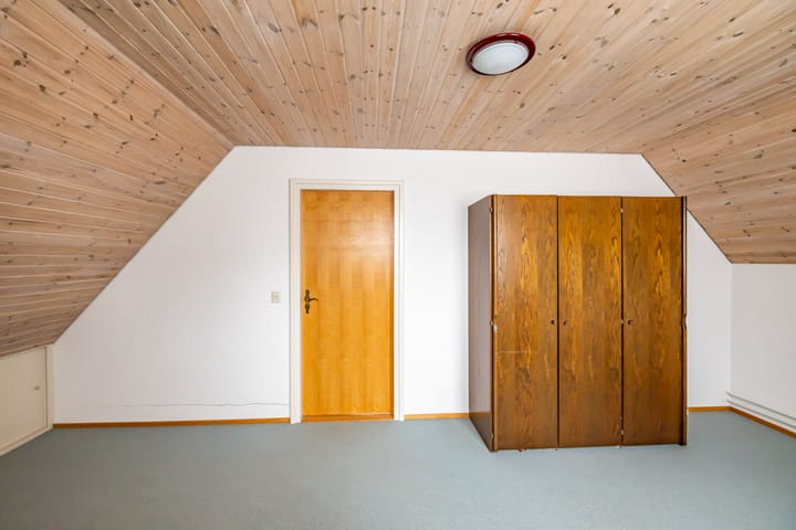 Photo 42 of Noordeinde 4